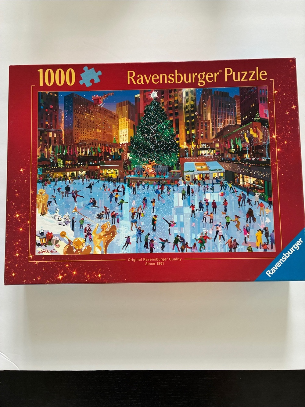 Ravensburger 1000pc Christmas Puzzle- NYC Rockerfeller Center - complete